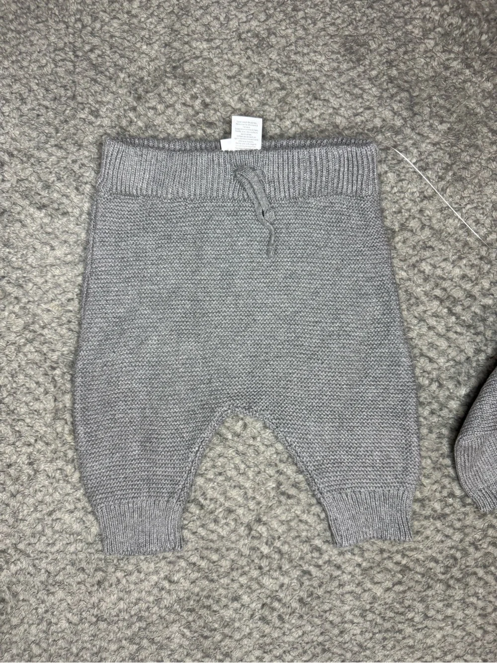 Carter’s Unisex Baby Knit Teddy Bear Sweater and Pants Set - Gray 3 Months NWT